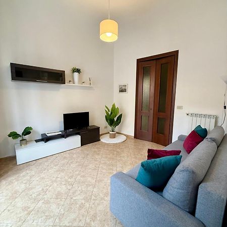 Gigi'S Apartment Palermo Ngoại thất bức ảnh